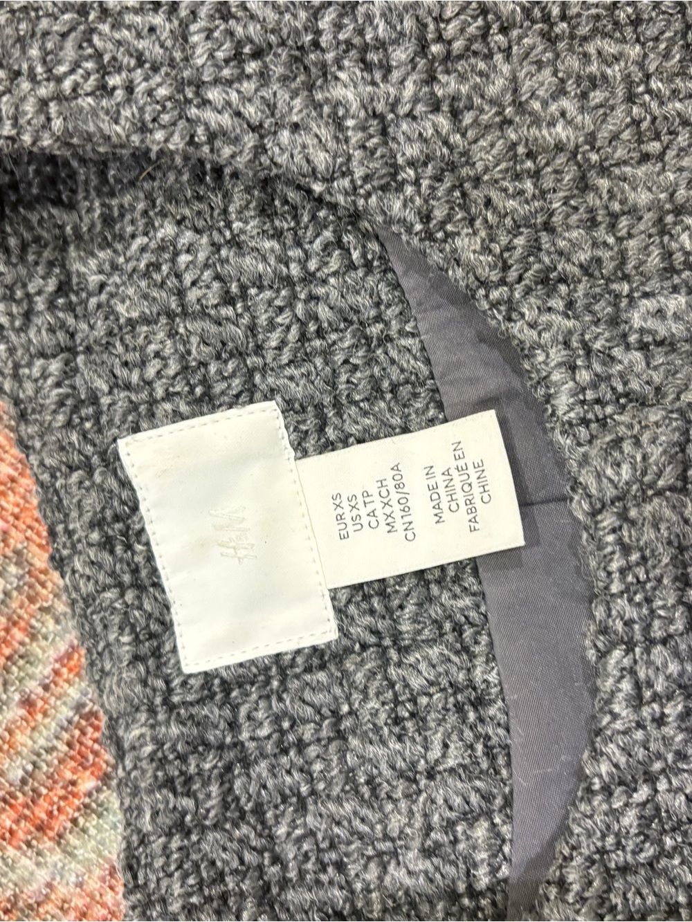 H&M Tweed Button-Front Cropped Jacket - Picture 3 of 4